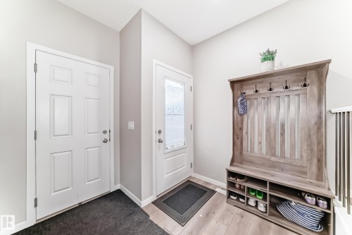 5357 Lark Landing, Edmonton, AB - Indoor Photo Showing Other Room