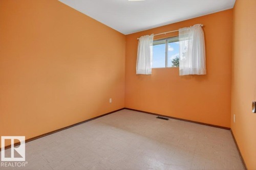 5308 105A Street, Edmonton, AB 