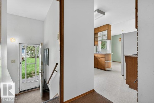 5308 105A Street, Edmonton, AB 