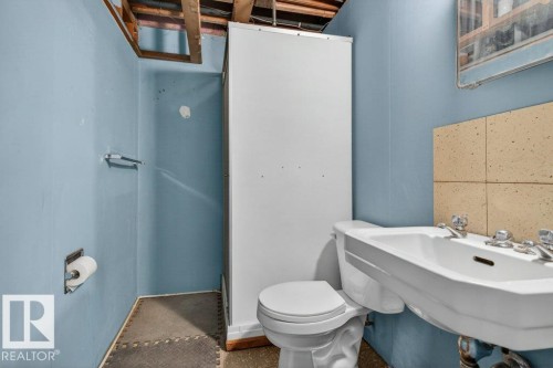 5308 105A Street, Edmonton, AB 