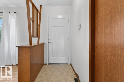 5308 105A Street, Edmonton, AB 