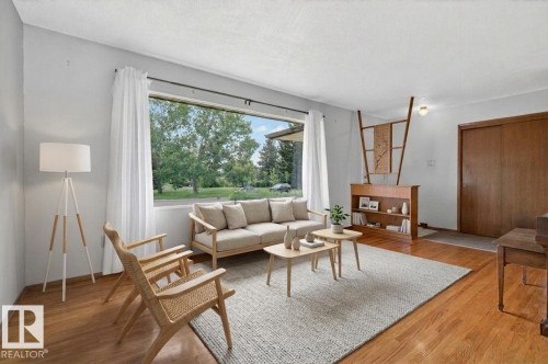5308 105A Street, Edmonton, AB 