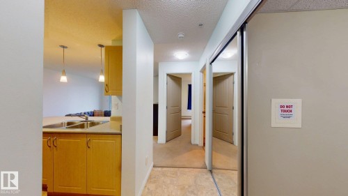 209 13908 136, Edmonton, AB 