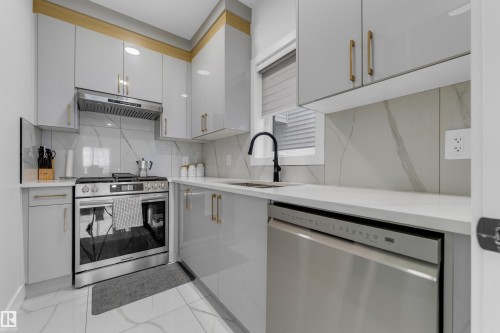 2820 1 Avenue, Edmonton, AB 