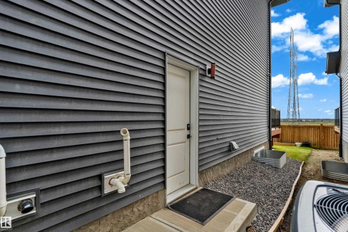 2820 1 Avenue, Edmonton, AB 