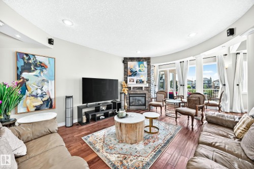 Living room - 352 Ozerna Road, Edmonton, AB 