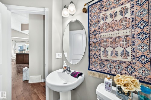 Bathroom - 352 Ozerna Road, Edmonton, AB 