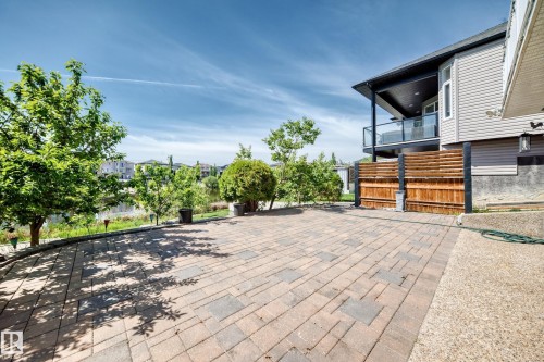 Patio terrace - 352 Ozerna Road, Edmonton, AB 