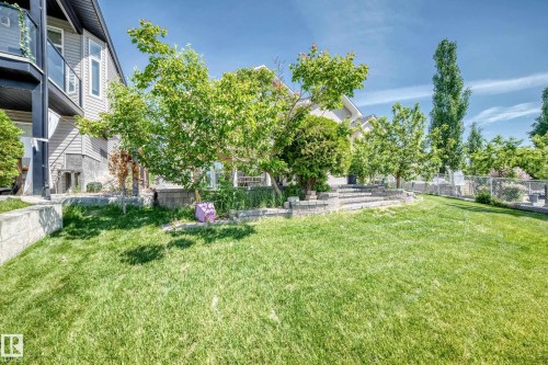 Yard - 352 Ozerna Road, Edmonton, AB 