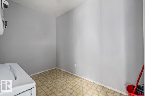 113 9010 106 Avenue, Edmonton, AB 