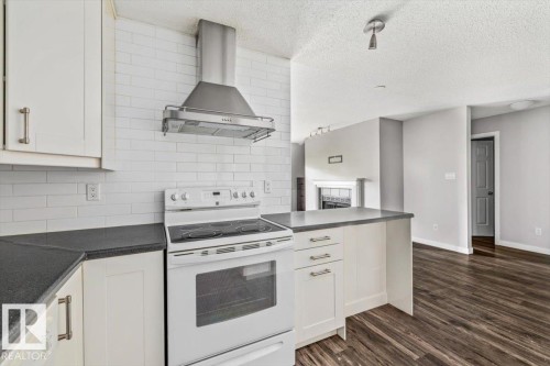 113 9010 106 Avenue, Edmonton, AB 