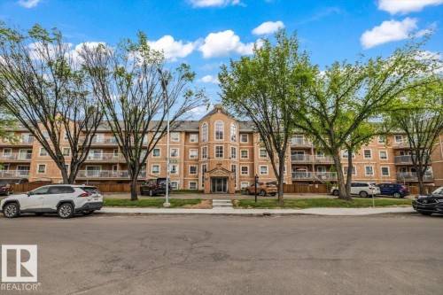 113 9010 106 Avenue, Edmonton, AB 