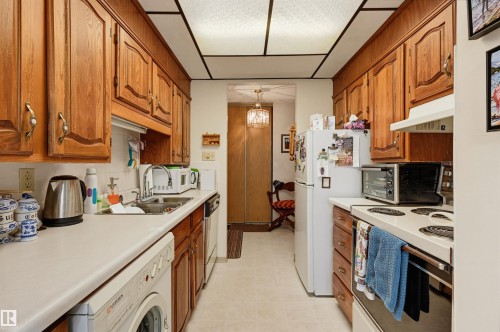 1006 12141 Jasper Avenue, Edmonton, AB 