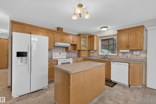 2403 3 Avenue, Cold Lake, AB 