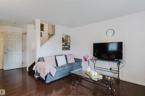 1289 Cunningham Drive, Edmonton, AB 