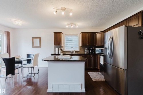 1289 Cunningham Drive, Edmonton, AB 