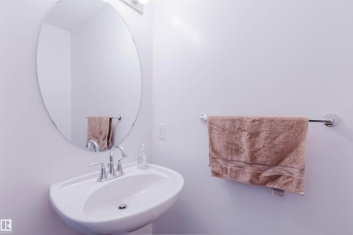 1289 Cunningham Drive, Edmonton, AB 