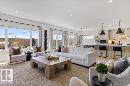 10 Redwing Wynd, St. Albert, AB - Indoor Photo Showing Living Room