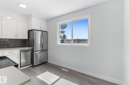 5212 146 Avenue, Edmonton, AB 