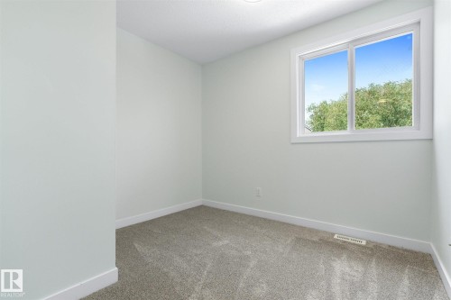 5212 146 Avenue, Edmonton, AB 