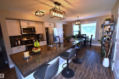 5223 Chappelle Road, Edmonton, AB 