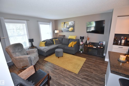 5223 Chappelle Road, Edmonton, AB 