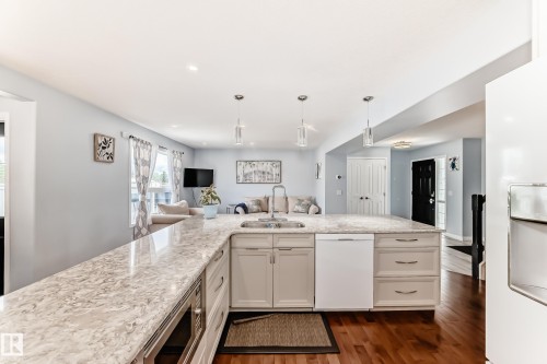 11240 167B Avenue, Edmonton, AB 