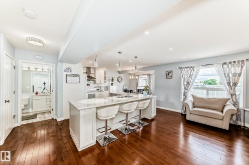 11240 167B Avenue, Edmonton, AB 