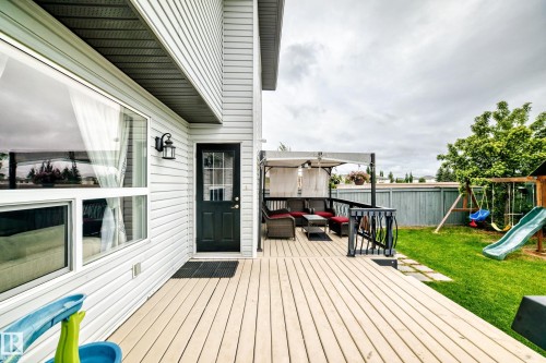 11240 167B Avenue, Edmonton, AB 