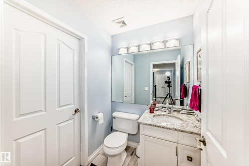 11240 167B Avenue, Edmonton, AB 