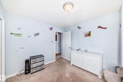 11240 167B Avenue, Edmonton, AB 