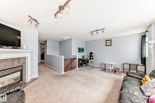 11240 167B Avenue, Edmonton, AB 
