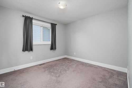5319 Schonsee Drive, Edmonton, AB 