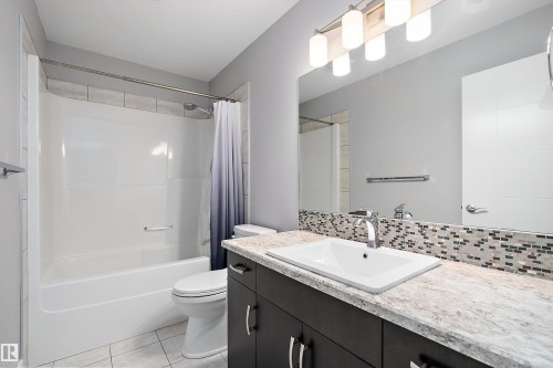 5319 Schonsee Drive, Edmonton, AB 