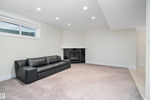 5319 Schonsee Drive, Edmonton, AB 