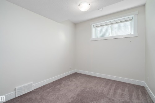 5319 Schonsee Drive, Edmonton, AB 