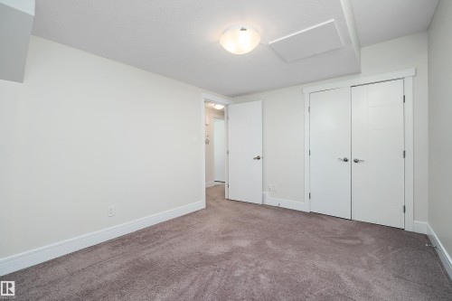 5319 Schonsee Drive, Edmonton, AB 