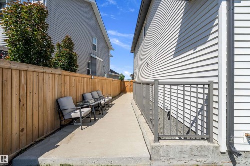 5319 Schonsee Drive, Edmonton, AB 