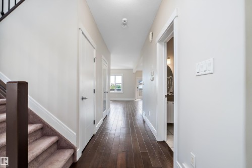 5319 Schonsee Drive, Edmonton, AB 
