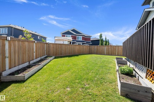 5319 Schonsee Drive, Edmonton, AB 