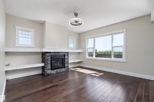 5319 Schonsee Drive, Edmonton, AB 