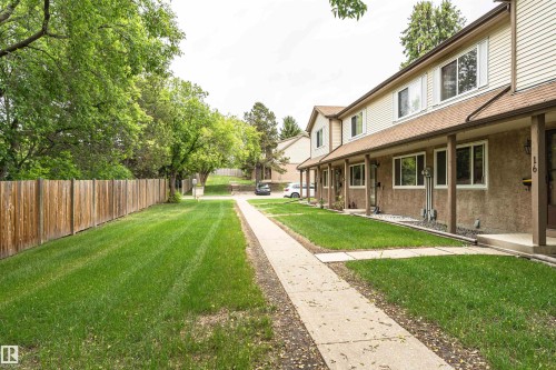 Yard - 18 Walden Park, St. Albert, AB 