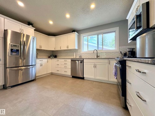 41 Abbey Crescent, St. Albert, AB 