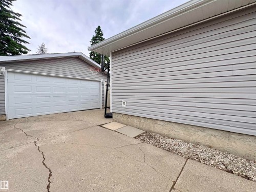 41 Abbey Crescent, St. Albert, AB 
