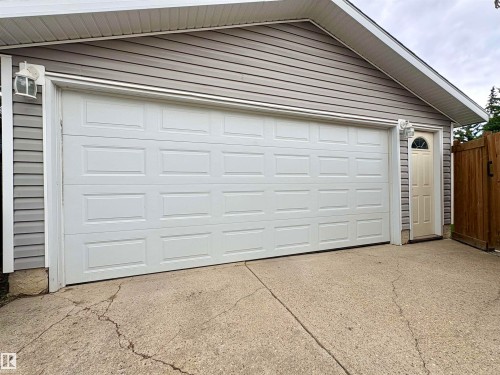 41 Abbey Crescent, St. Albert, AB 