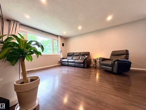 41 Abbey Crescent, St. Albert, AB 