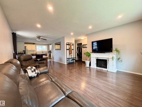 41 Abbey Crescent, St. Albert, AB 