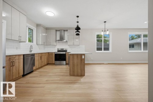 Kitchen - 6204 150 Avenue, Edmonton, AB 