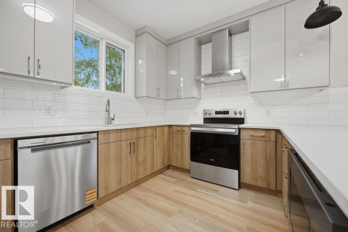 Kitchen - 6204 150 Avenue, Edmonton, AB 