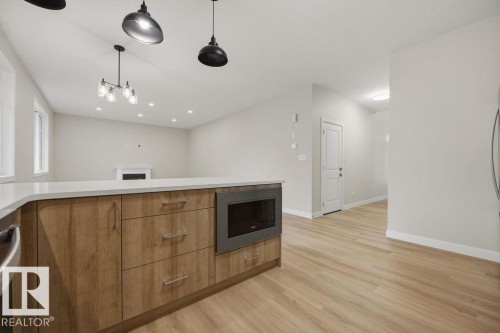Kitchen - 6204 150 Avenue, Edmonton, AB 